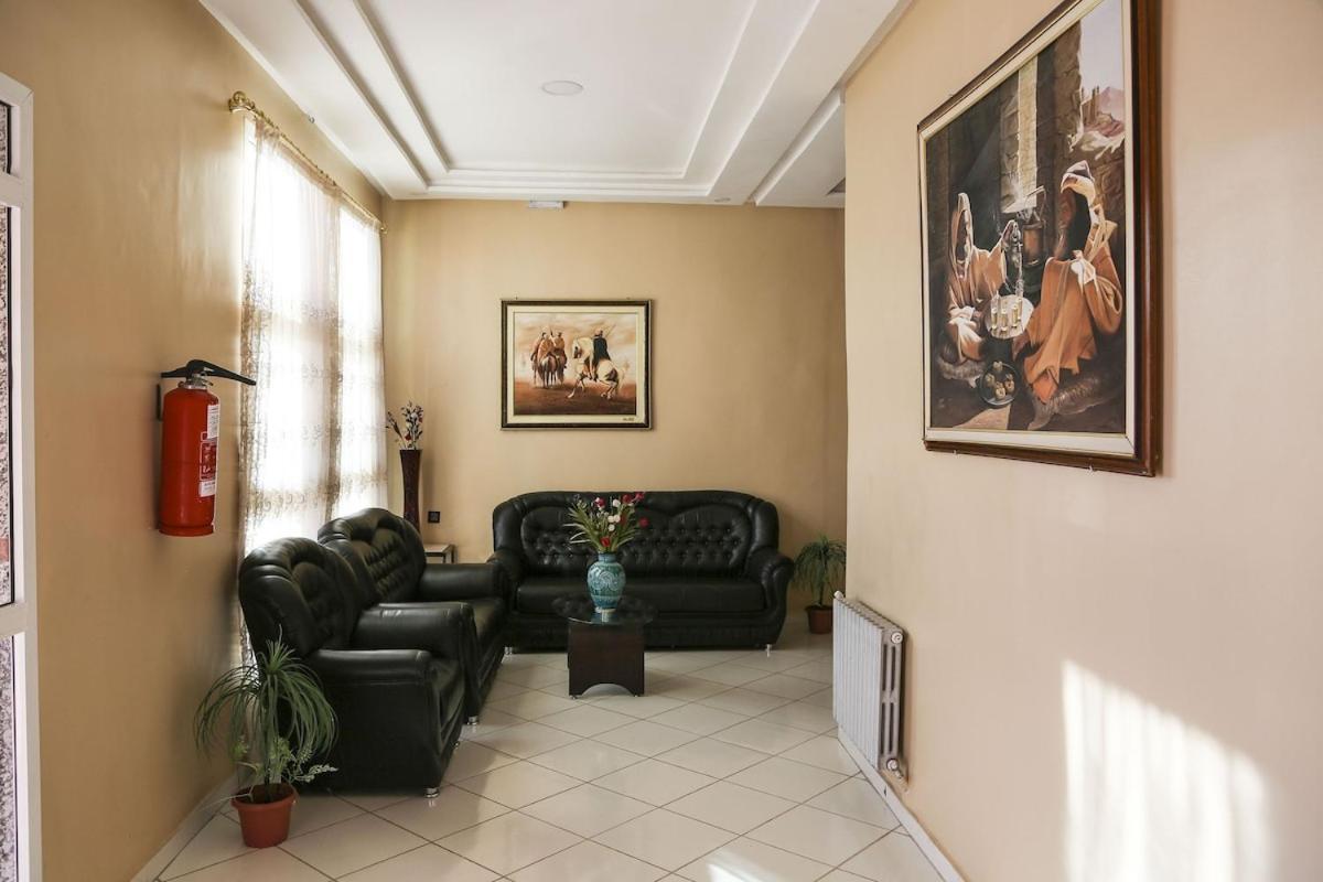 Hotel La Pomme Zeïda Esterno foto