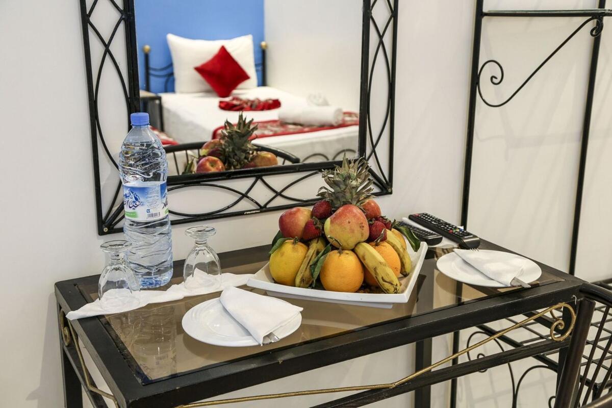 Hotel La Pomme Zeïda Esterno foto